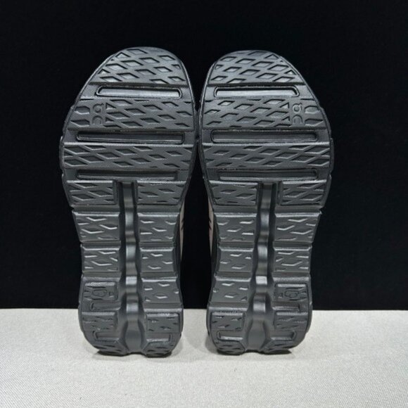 New On Running shoes Roeywei (LOEWE x On Cloudtilt) Women and Men sports shoes - Picture 9 of 10